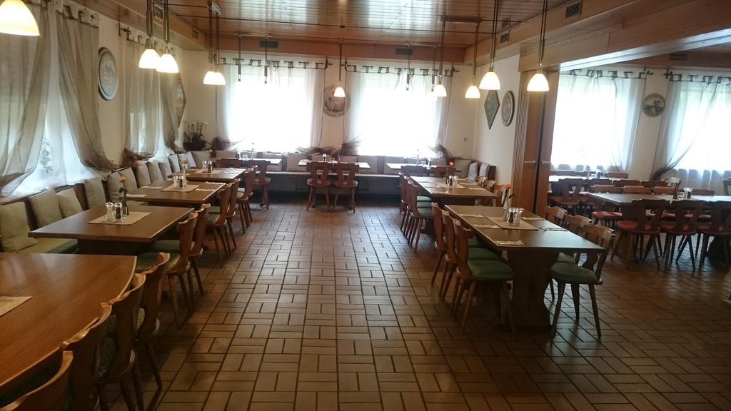 Gasthof Wilhelm Tell Fremdenzimmer Zirndorf Eksteriør bilde